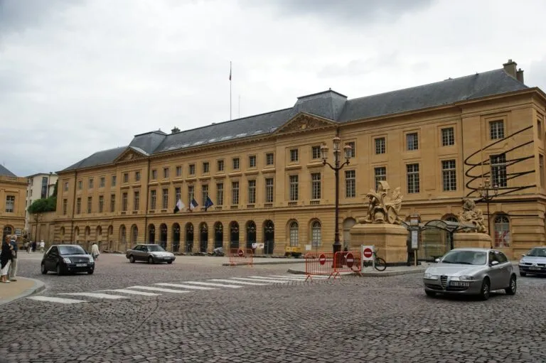 Metz  (57000)
